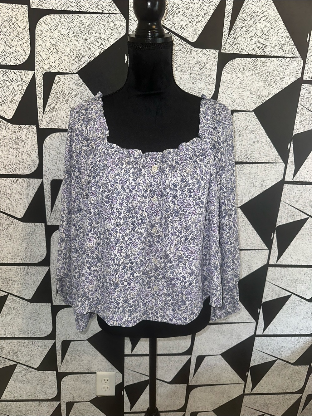 American Eagle Outfitters Lavender Floral Square-Neck Blouse